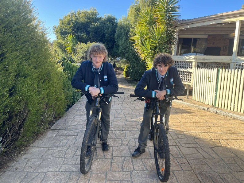 Rhys and Alex’s epic 250km ride this Daffodil Day